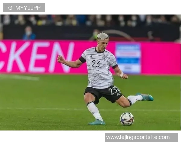 施洛特贝克回应拜仁兴趣传闻表示无法评论此事