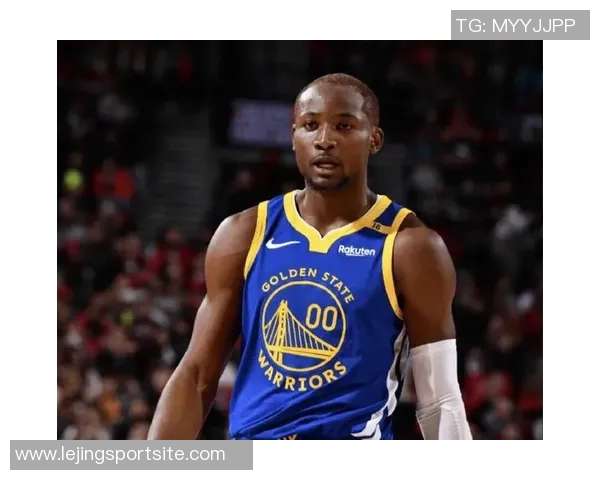 国王队仍追求库明加承诺薪资超2万并保留球员选项