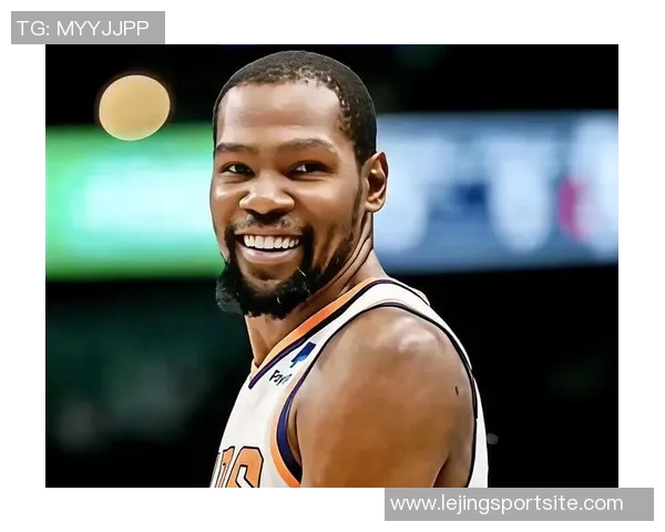 乌度卡强调杜兰特在年轻球队中应更积极发声以引领队友成长