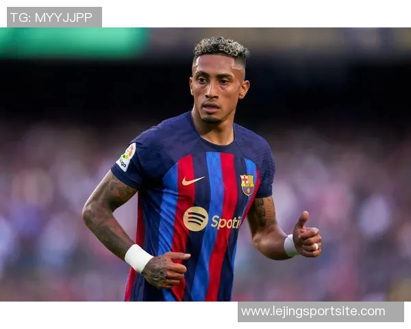 拉菲尼亚评选巴萨历史最佳巴西球员内马尔小罗里瓦尔多名列前茅